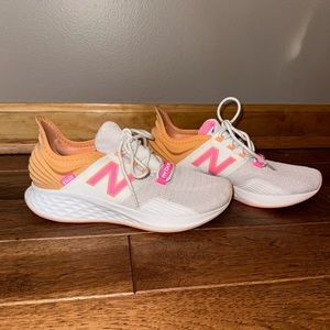 New Balance Roav Sneaker